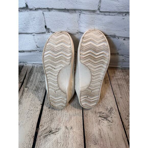 TORRID Women’s Riley Ruched Lace-Up Sneakers / Size: 7W - Picture 6 of 10